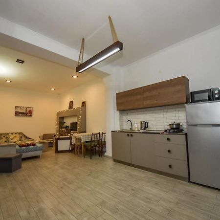 Apartment Soho Tabidze Kutaisi Exterior photo