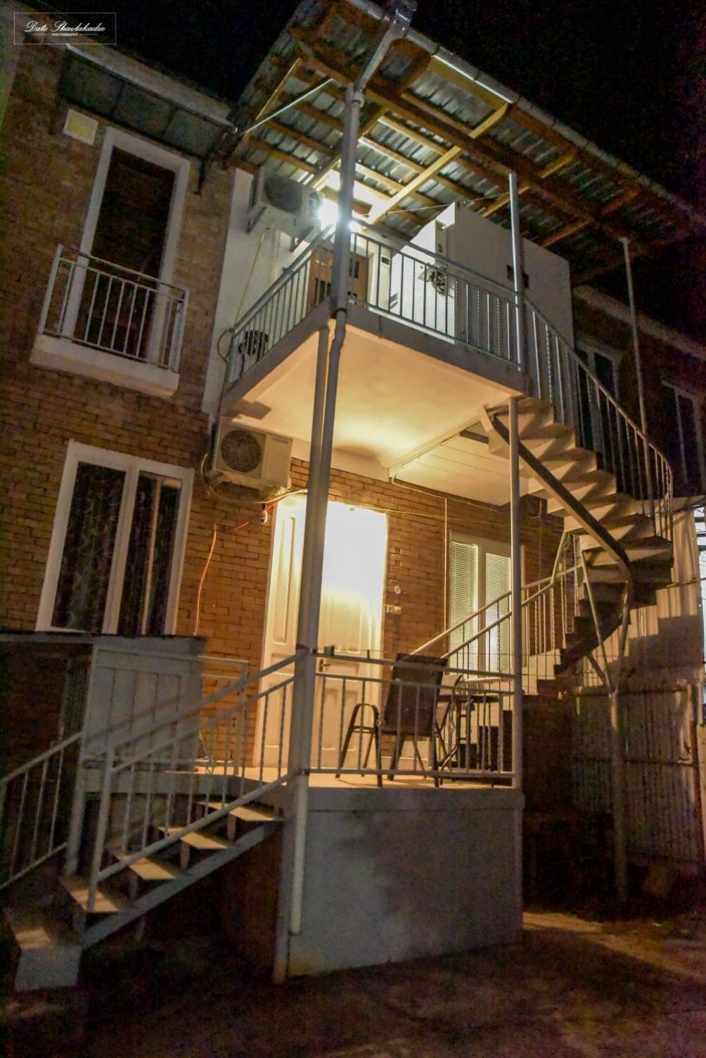 Apartment Soho Tabidze Kutaisi Exterior photo