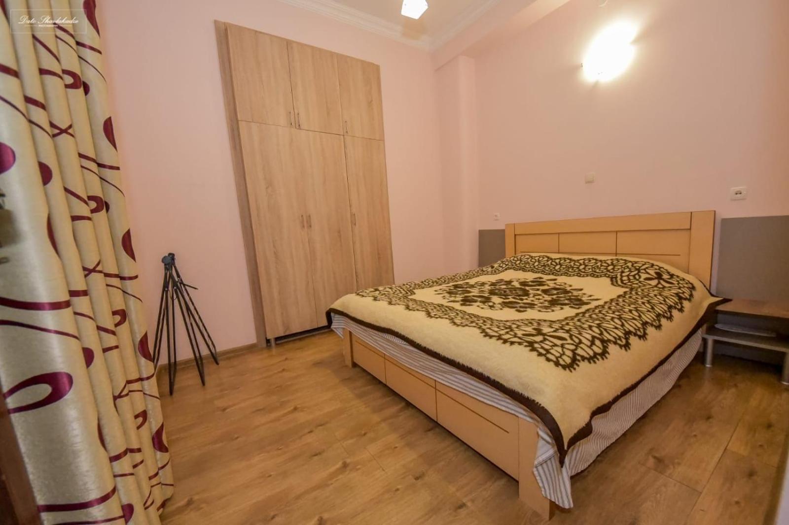 Apartment Soho Tabidze Kutaisi Exterior photo