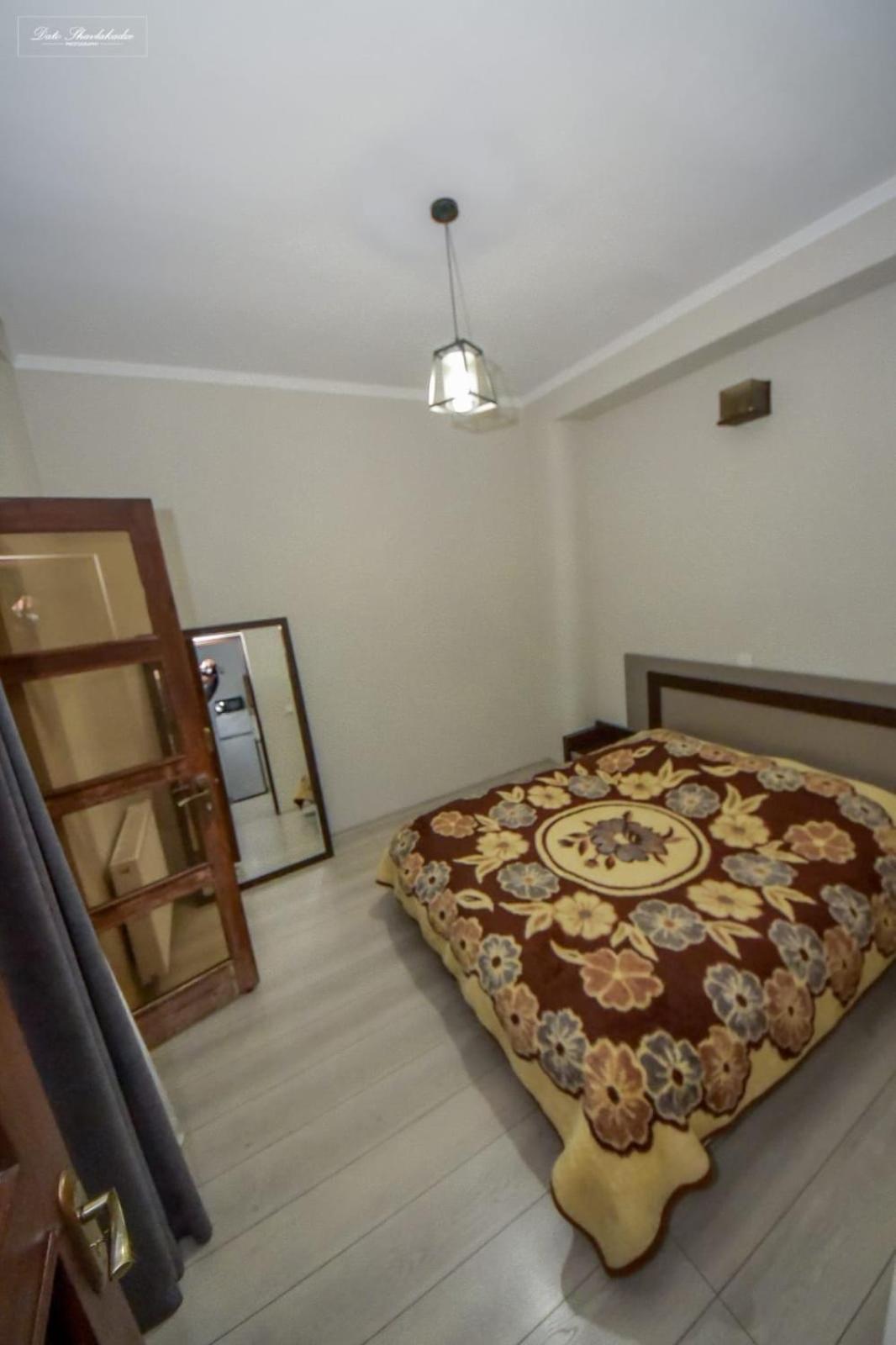 Apartment Soho Tabidze Kutaisi Exterior photo
