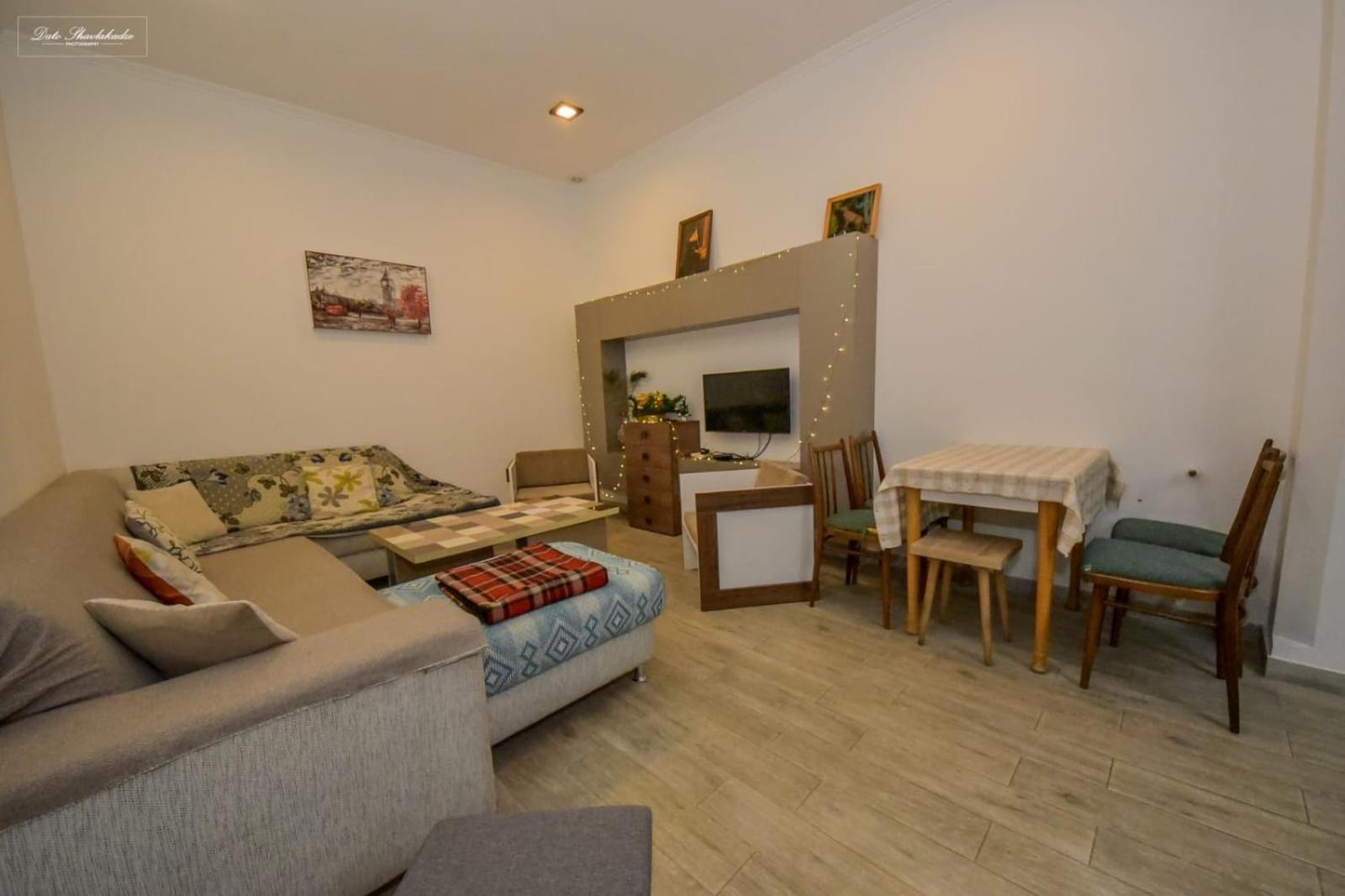Apartment Soho Tabidze Kutaisi Exterior photo