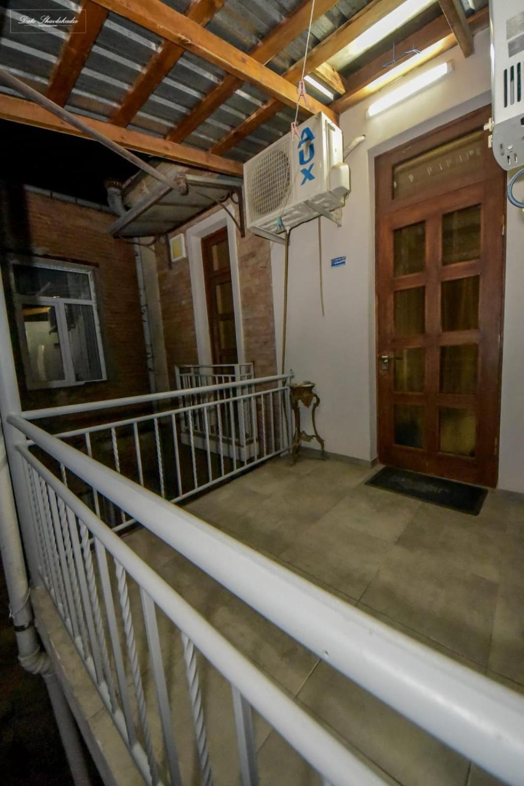 Apartment Soho Tabidze Kutaisi Exterior photo